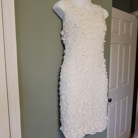 Nina Leonard Sz XL White Lacy Floral Embellished Stretch Dress. - Picture 11 of 16